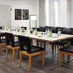 Отель Classik Alexander Plaza