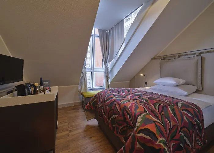 Hotel Classik Alexander Plaza 4*