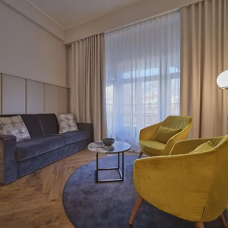 Classik Alexander Plaza 4* Berlino