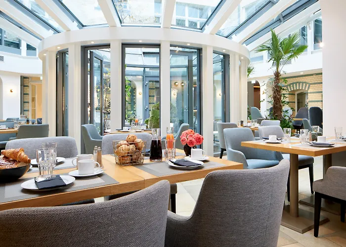 Classik Alexander Plaza Hotel 4*