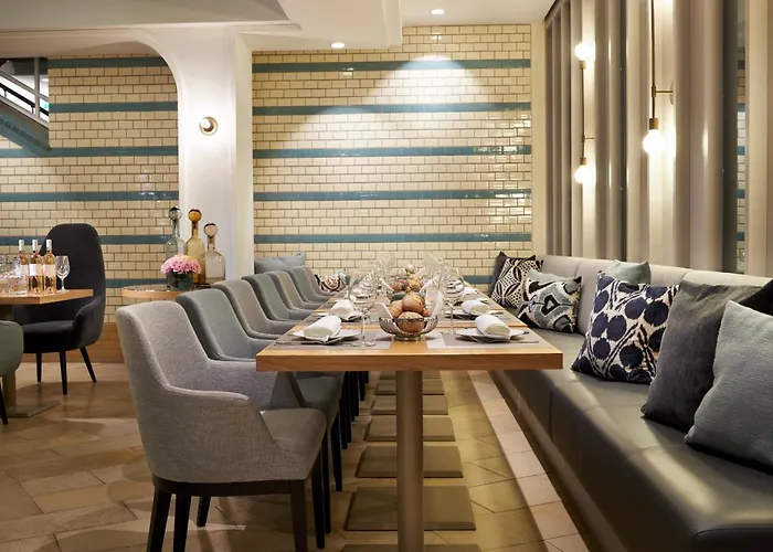 Отель Classik Alexander Plaza 4*