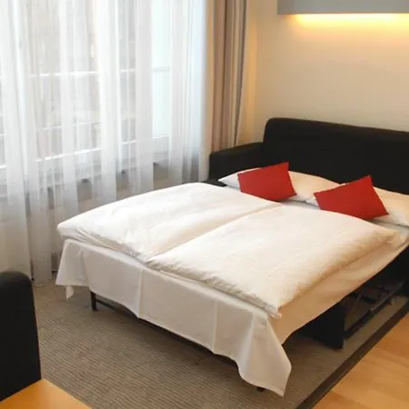 Classik Alexander Plaza