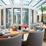 Classik Alexander Plaza Otel 4*